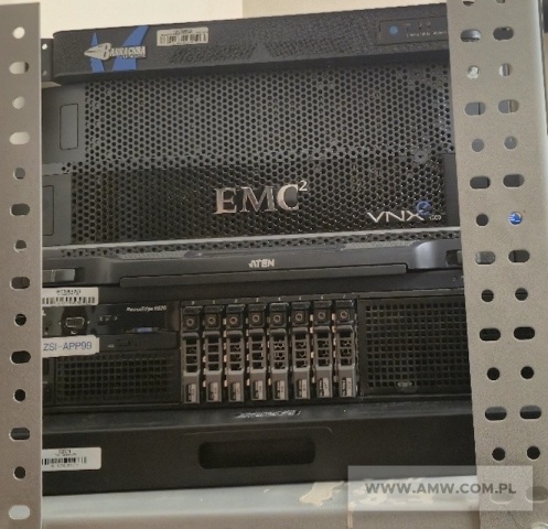 Sprzęt komputerowy (bez dysków twardych) - pakiet zawierający 60 poz. asort. (wg oddzielnego wykazu) 